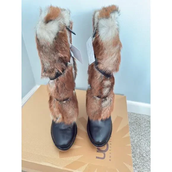UGG Foxley Sheepskin Fur Heeled Platform Boots Black - size 9.5